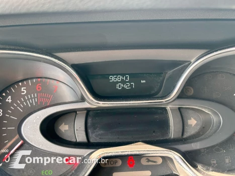 Captur Life 1.6 16v SCe CVT (Flex)