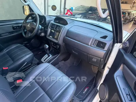 Pajero TR4 2.0 Flex 16V 4X2 Aut.