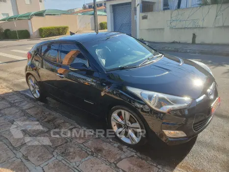 I HYUNDAI VELOSTER