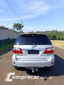 HILUX SW4 3.0 SRV 4X4 7 Lugares 16V Turbo Intercooler