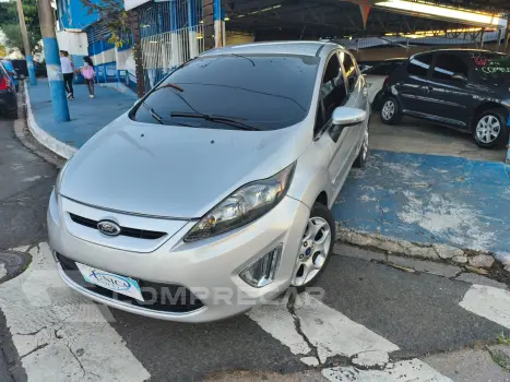 FORD FIESTA 1.6 SE Hatch 16V 4 portas