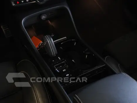 XC40 1.5 T5 RECHARGE R-DESIGN GEARTRONIC