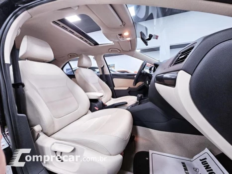 JETTA 2.0 COMFORTLINE FLEX 4P AUT