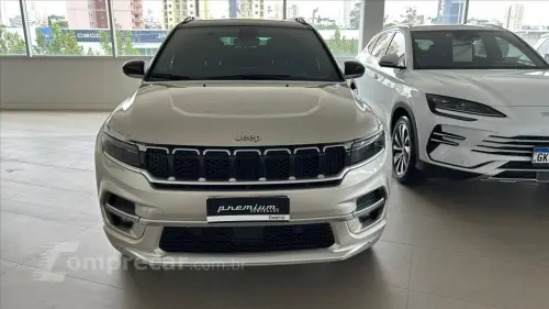 COMMANDER 1.3 T270 TURBO FLEX OVERLAND AT6