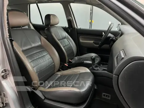 GOLF - 1.6 MI SPORTLINE 8V 4P MANUAL