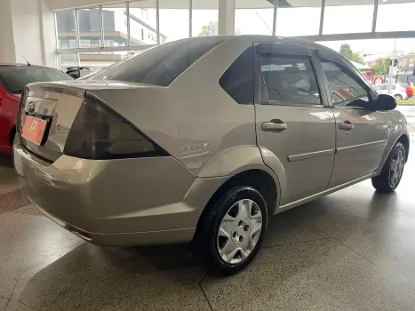 FIESTA 1.6 SE Sedan 16V