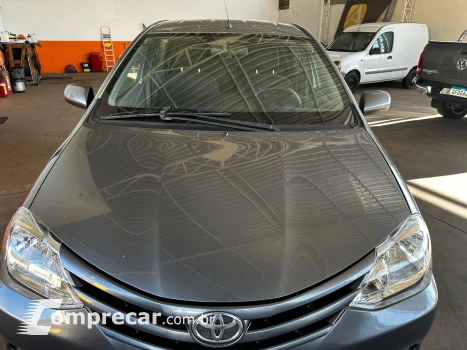 Etios sedan 1.5 xs
