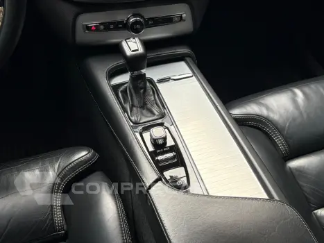 XC90 2.0 T6 Momentum AWD Geartronic