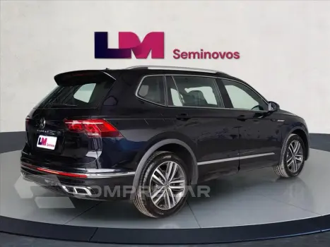 TIGUAN 2.0 300 TSI GASOLINA ALLSPACE R-LINE AUTOM