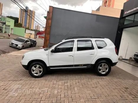 DUSTER Expression 1.6 Hi-Flex 16V Mec.