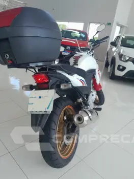 CB 300 R ESPECIAL EDITION