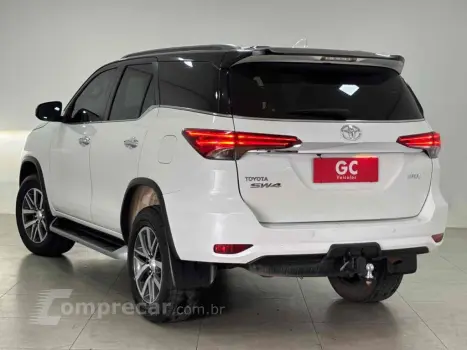 HILUX SW4 2.8 SRX 4X4 16V TURBO INTERCOOLER DIESEL 4P AUTOMÁ