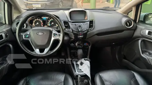 Fiesta Sedan 1.6 4P FLEX TITANIUM POWERSHIFT AUTOMÁTICO