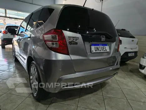 FIT EX 1.5 AUT