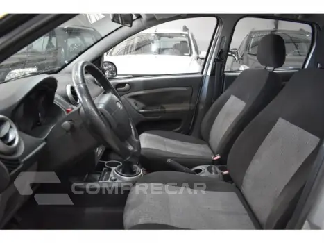 FIESTA SEDAN - 1.6 ROCAM SEDAN 8V 4P MANUAL