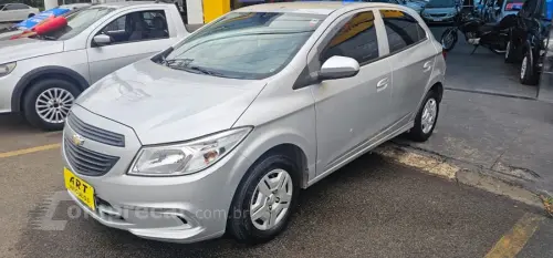 CHEVROLET ONIX 1.0 LT 4 portas