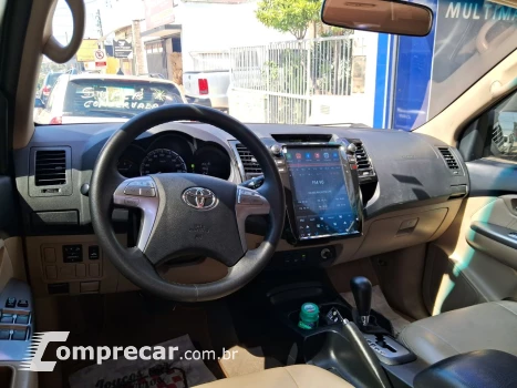 Hilux SW4 2.7 16V 4P FLEX SR 7 LUGARES AUTOMÁTICO