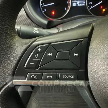 KICKS Sense 1.6 16V Flex Aut.