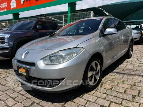 Renault FLUENCE 2.0 Dynamique 16V 4 portas