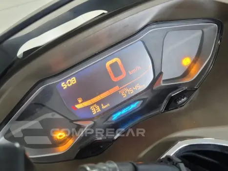 PCX 160 DLX