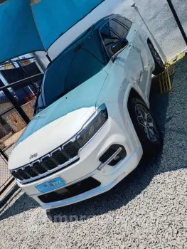 JEEP Commander 1.3 16V 4P FLEX T270 OVERLAND TURBO AUTOMÁTICO 4 portas