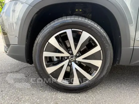 TAOS 1.4 250 TSI Highline