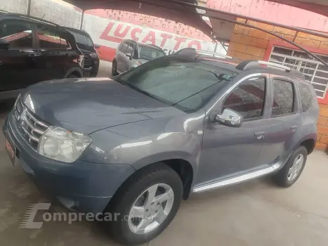 Renault Duster 2.0 Dynamique 4X2 16V Flex 4P Automático 4 portas