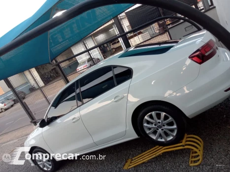 Jetta 1.4 16V 4P TSI TRENDLINE AUTOMÁTICO