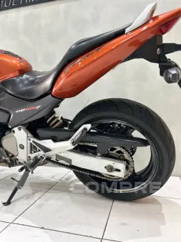 HORNET 600
