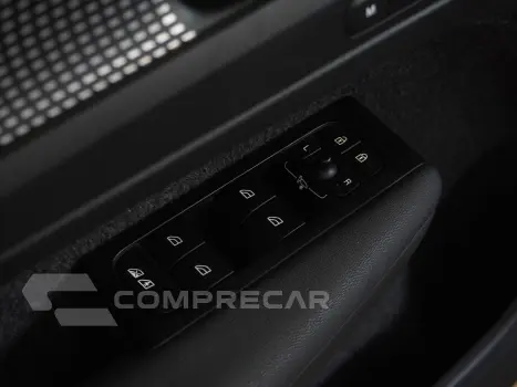 XC40 1.5 T5 RECHARGE R-DESIGN GEARTRONIC