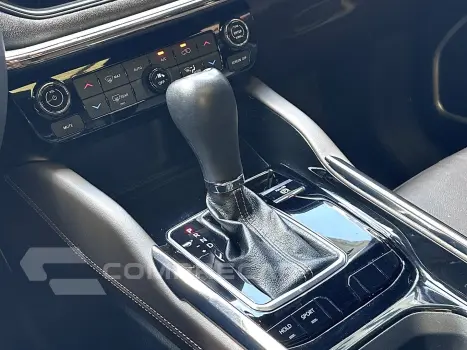 COMMANDER 1.3 T270 TURBO FLEX OVERLAND AT6