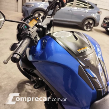 FAZER FZ250