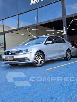 Volkswagen JETTA Comfortline 1.4 TSI 16V 4p Aut. 4 portas
