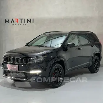 Commander Black Hurricane 2.0 4x4 TB Aut