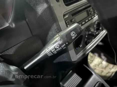 PAJERO TR4 2.0 4X4 16V 131CV GASOLINA 4P MANUAL