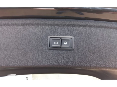 Q5 2.0 45 TFSI GASOLINA S LINE BLACK QUATTRO S TRONIC