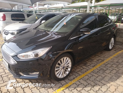 FORD Focus  2.0 Titanium Plus 4 portas