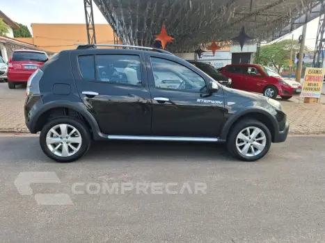 Sandero 1.6 STEPWAY 16V FLEX 4P AUTOMÁTICO