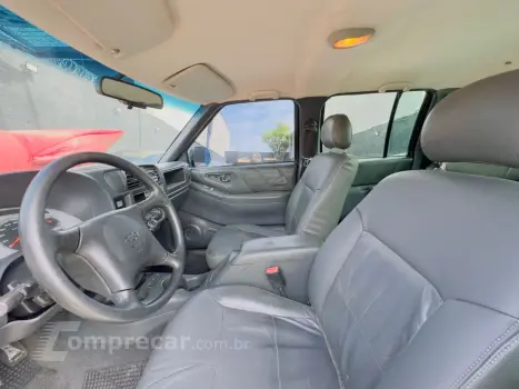 S10 2.4 RODEIO CABINE DUPLA