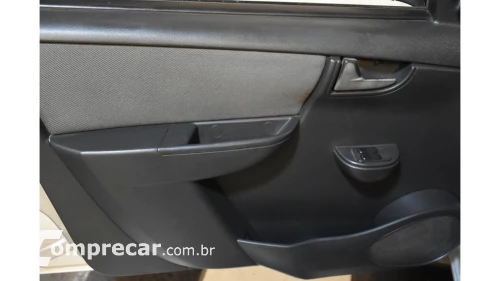 CELTA - 1.0 MPFI LT 8V 4P MANUAL