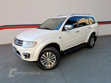 Pajero HPE 3.2 4x4 T.I. Dies. 5p Aut.