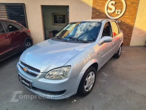 CHEVROLET CLASSIC 4 portas