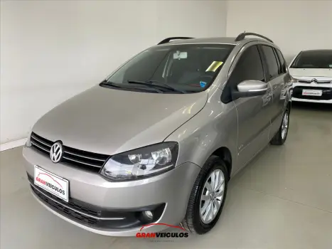 Volkswagen SPACEFOX 1.6 MI TREND 8V FLEX 4P MANUAL 4 portas