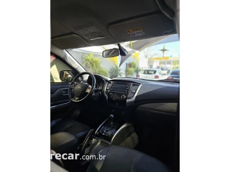 L200 TRITON 2.4 16V TURBO DIESEL SPORT HPE TOP CD 4P 4X4 AUT