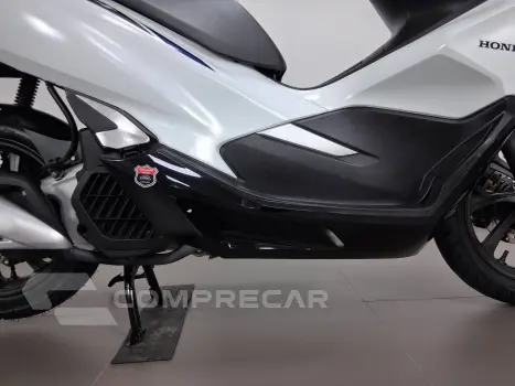 PCX DLX