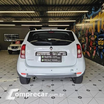 DUSTER 20 D 4X2