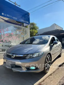 Honda Civic Sedan LXS 1.8/1.8 Flex 16V Mec. 4p 5 portas