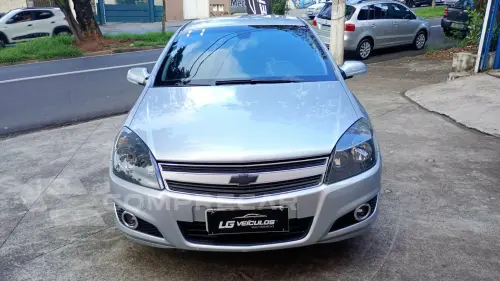 VECTRA 2.0 MPFI GT Hatch 8V