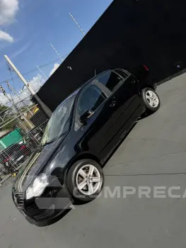 Volkswagen POLO SEDAN 1.6 MI 8V 4 portas