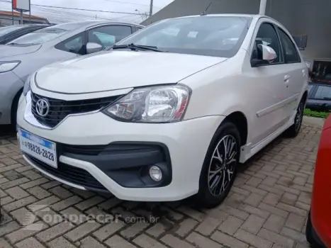 Toyota ETIOS SEDAN - 1.5 PLATINUM SEDAN 16V 4P AUTOMÁTICO 4 portas